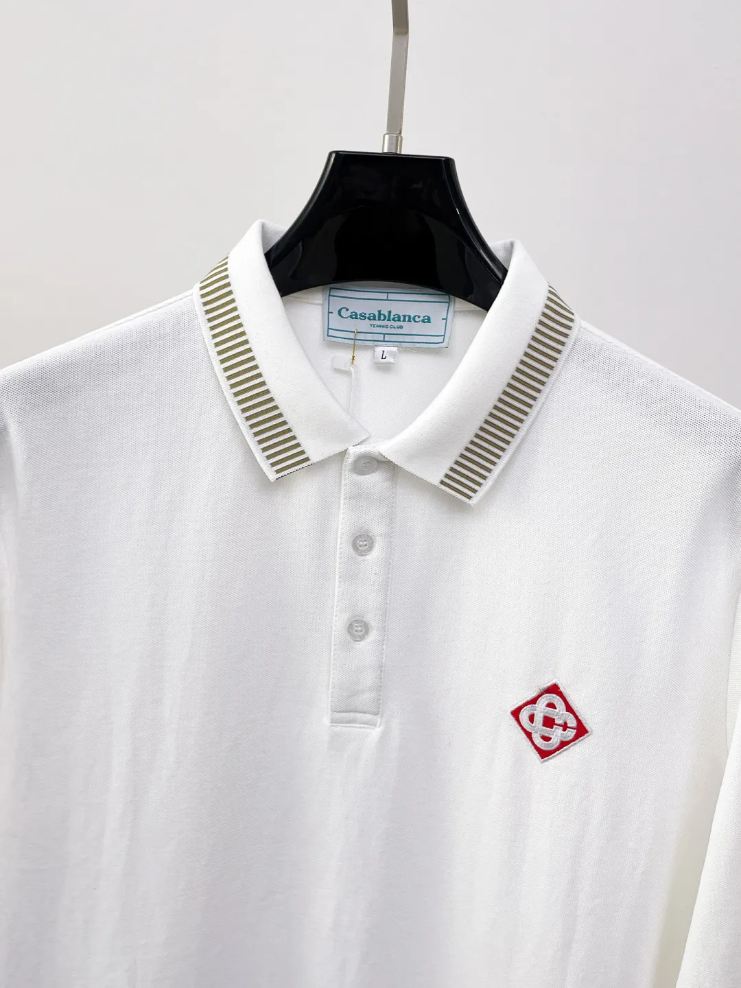 Casablanca New Arrival long-sleeved Polo shirt, original fabric, official Same Style, made of pure cotton pique fabric, custom-made in the same vat, feels very comfortable and smooth, very wide and stylish, produced by a first-line brand Factory, imported Behringer embroidery machine, embroidery is full and textured, collar and collar ribs are woven with imported yarn, will not deform after long-term wear, the most New Arrival style in autumn and winter, fashionable and individual, super Versatile and good-looking Very suitable for both men and women. A must-have item for everyone. Size: M-XXXL